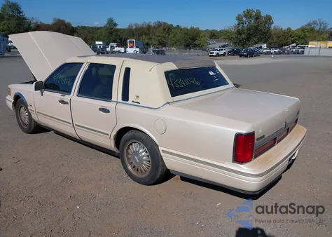 1997 Lincoln Town Car Cartier from USA, damaged, VIN 1LNLM83W8VY620308